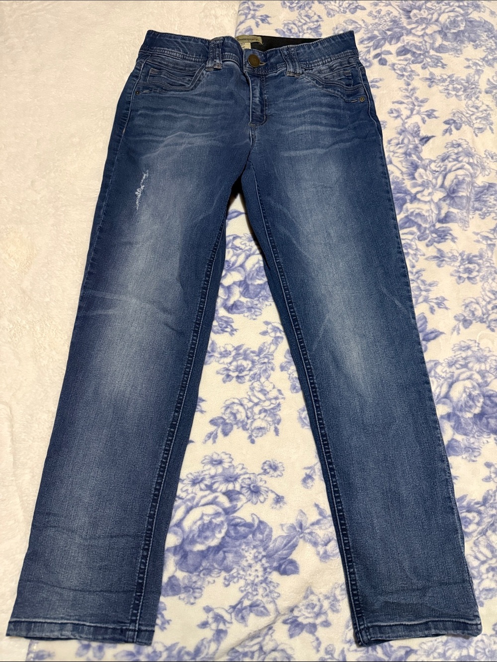 Democracy Women's Skinny Jeans - Dark Blue Wash